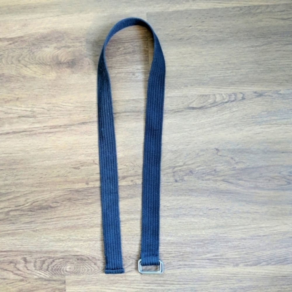 Size 31-34W Men's Fabric Loop Belt in Dark Blue